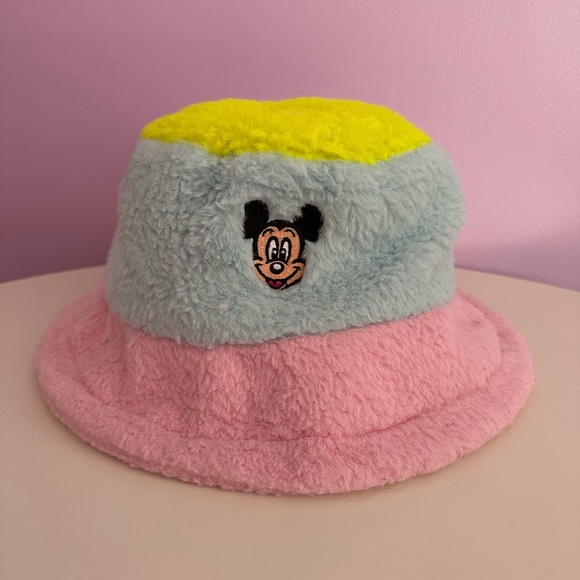 Disney Parks Mickey Mouse Fuzzy Bucket Hat One Size - Picture 1 of 5